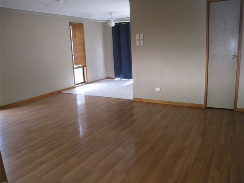 15 Mitre Street, Holmview QLD 4207