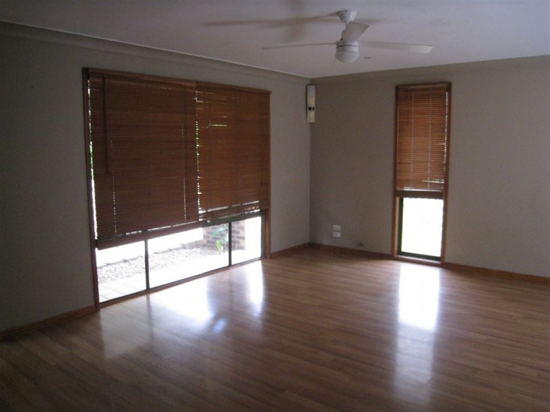 15 Mitre Street, Holmview QLD 4207