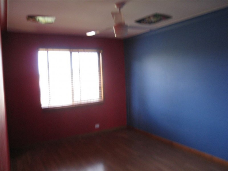 15 Mitre Street, Holmview QLD 4207