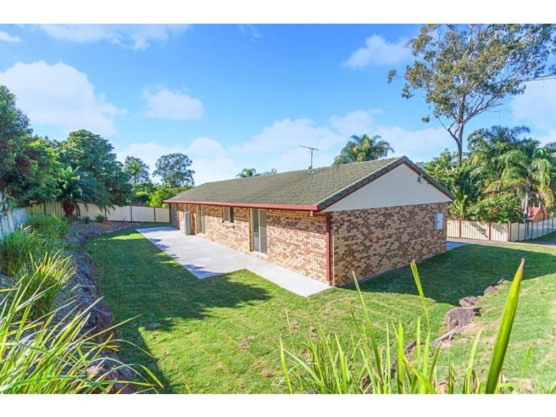 44 Avonmore Street, Edens Landing QLD 4207