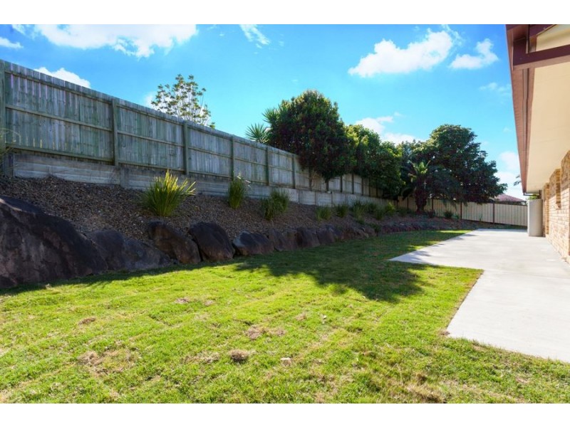 44 Avonmore Street, Edens Landing QLD 4207