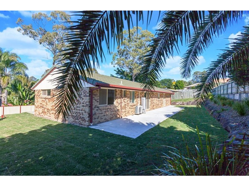 44 Avonmore Street, Edens Landing QLD 4207