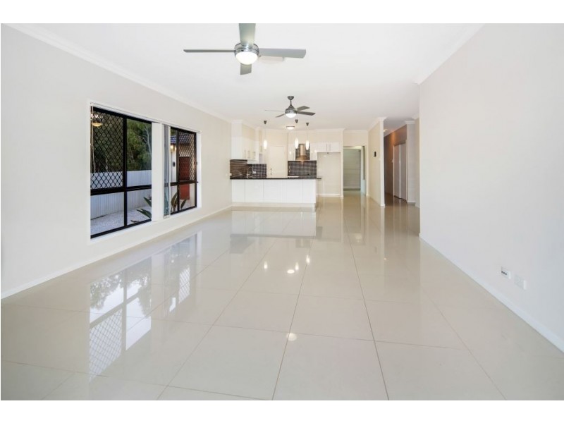 16 Mimi Court, Mount Warren Park QLD 4207