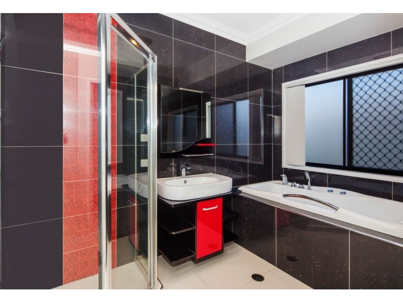 16 Mimi Court, Mount Warren Park QLD 4207