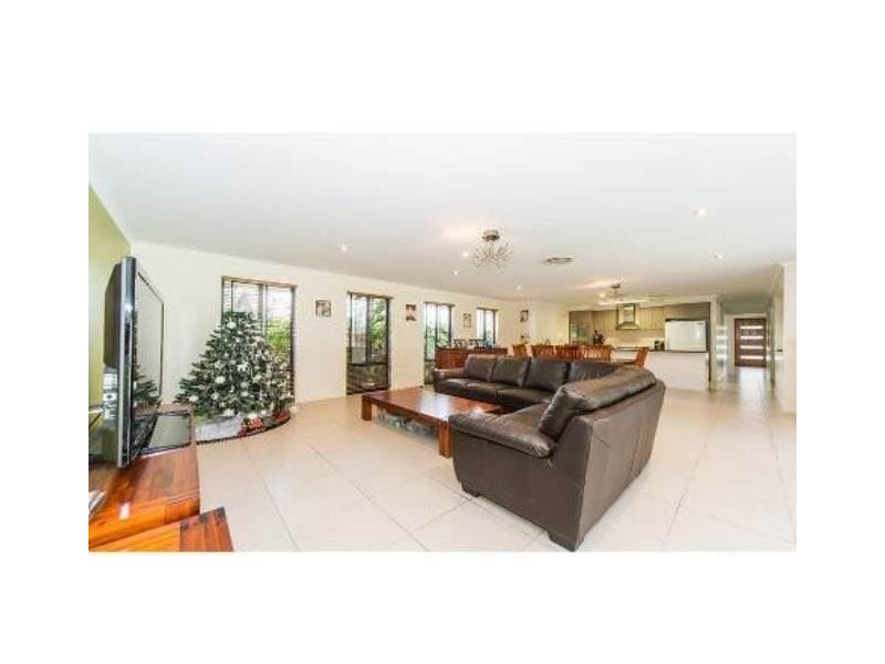 3 Mullins Street, Ormeau Hills QLD 4208