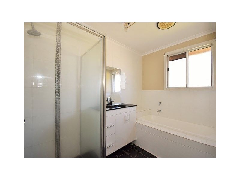4 Bergomi Court, Eagleby QLD 4207