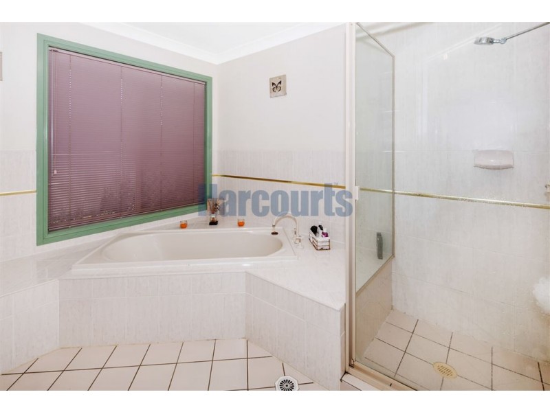 42 Yvonne Cr, Mount Warren Park QLD 4207
