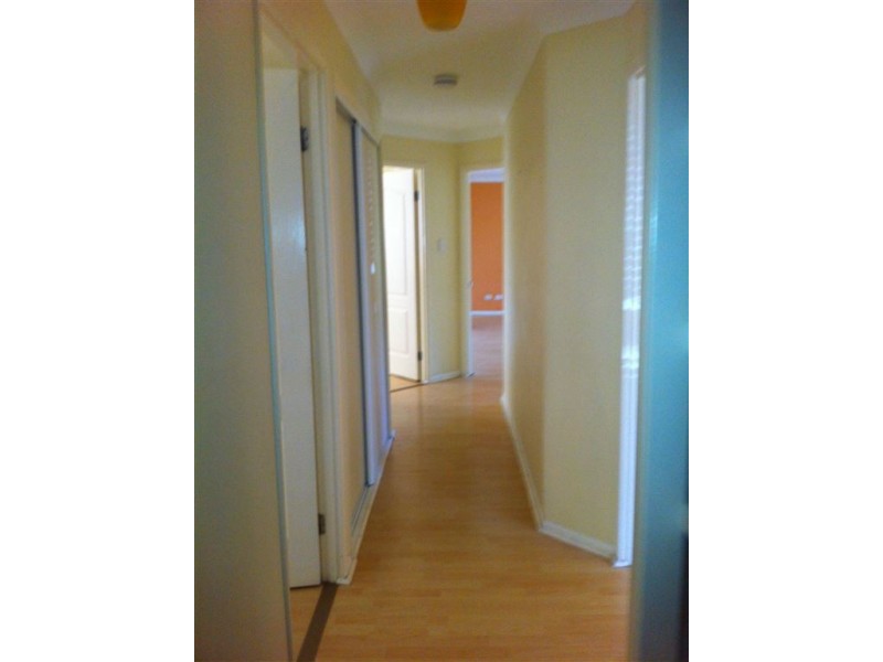 10 Kempe Place, Edens Landing QLD 4207