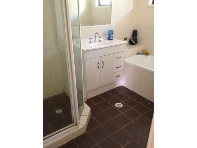 10 Kempe Place, Edens Landing QLD 4207