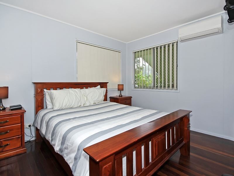 7 Hughes Street, Eagleby QLD 4207