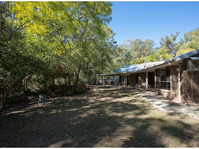 90 Grassdale Street, Buccan QLD 4207