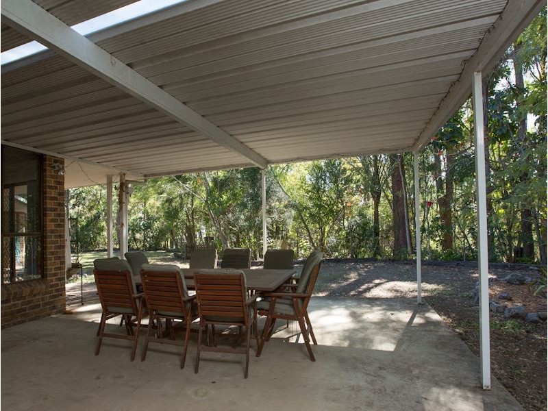90 Grassdale Street, Buccan QLD 4207