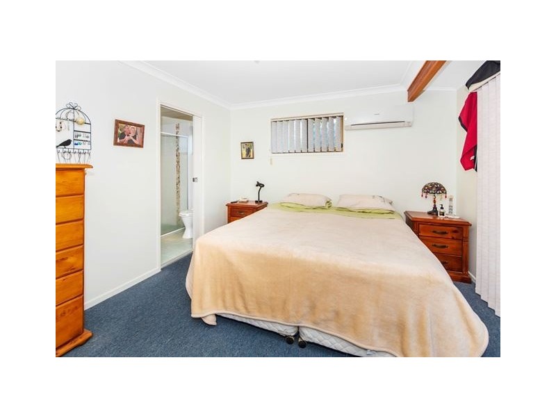 8 Katrina Cresent, Waterford West QLD 4133