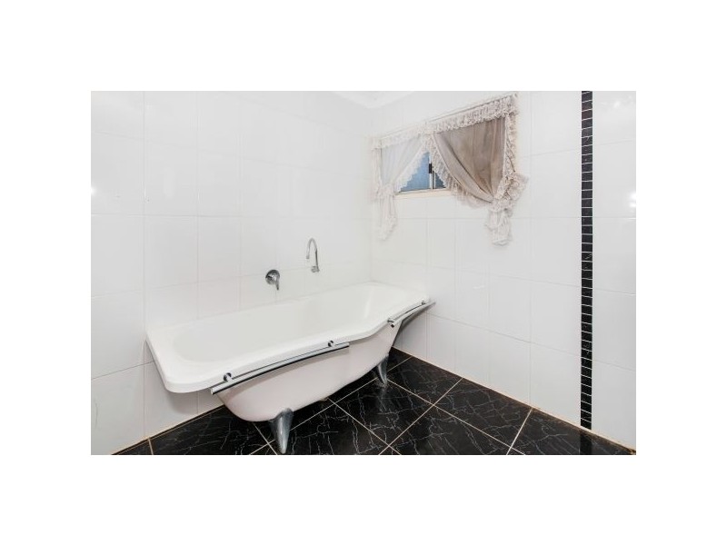 120 Springlands Drive, Slacks Creek QLD 4127