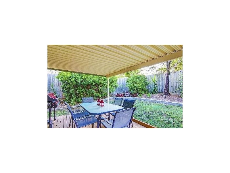 8/84 Castile Crescent, Edens Landing QLD 4207