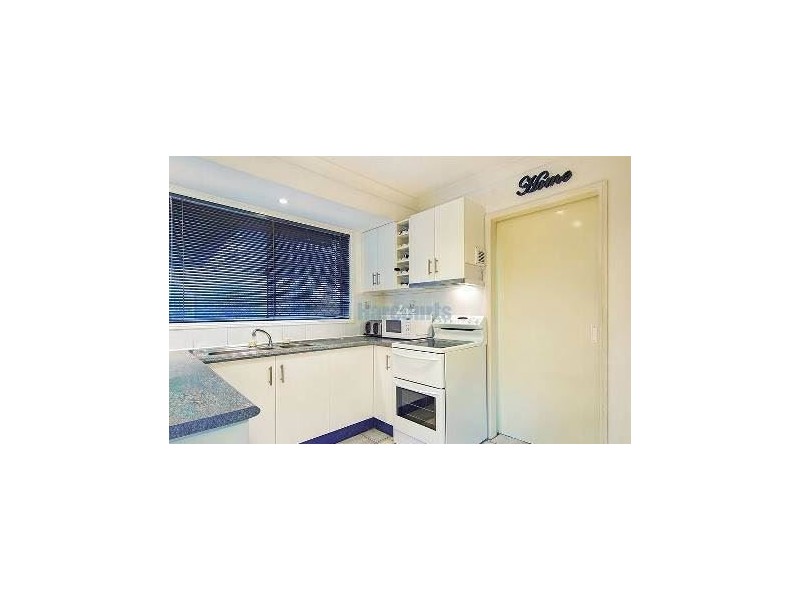 8/84 Castile Crescent, Edens Landing QLD 4207