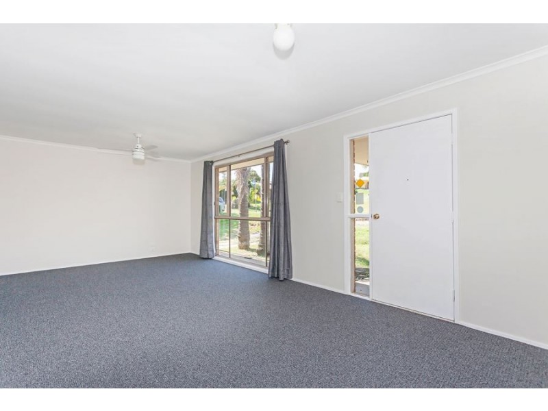32 Copperfield Drive, Eagleby QLD 4207