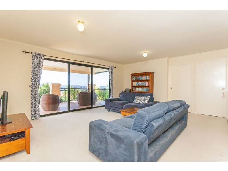 20 Lucy Drive, Edens Landing QLD 4207