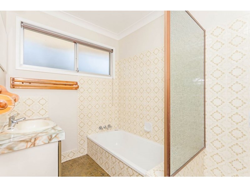 19 Willowie Cres, Eagleby QLD 4207