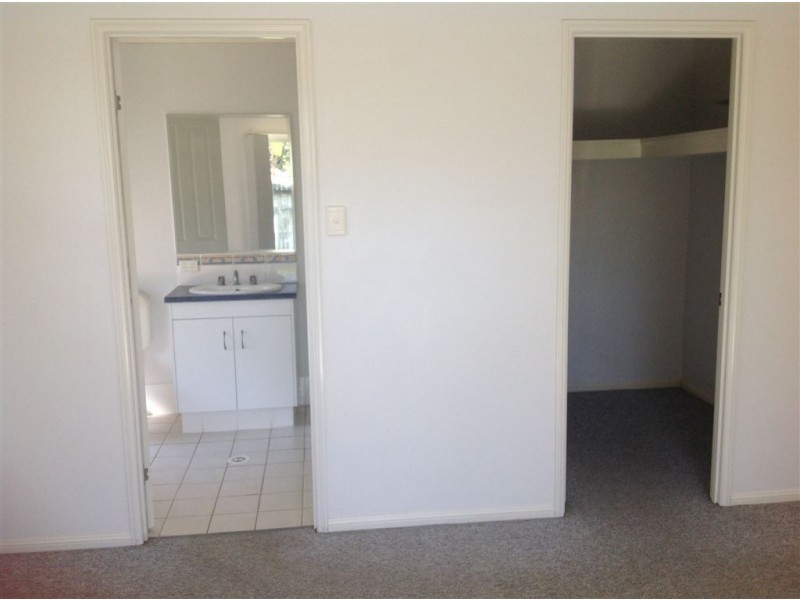 38 Benwerrin Road, Loganholme QLD 4129