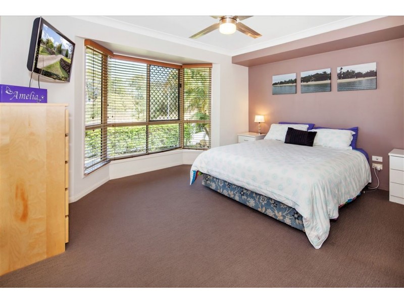 65 Kummara Rd, Edens Landing QLD 4207