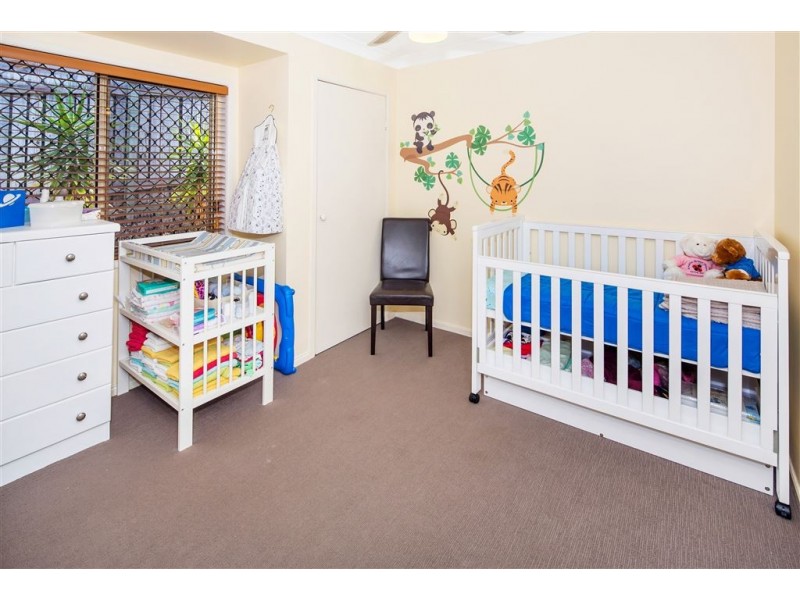 65 Kummara Rd, Edens Landing QLD 4207