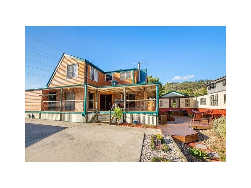 266 Mt Warren Blvd, Mount Warren Park QLD 4207