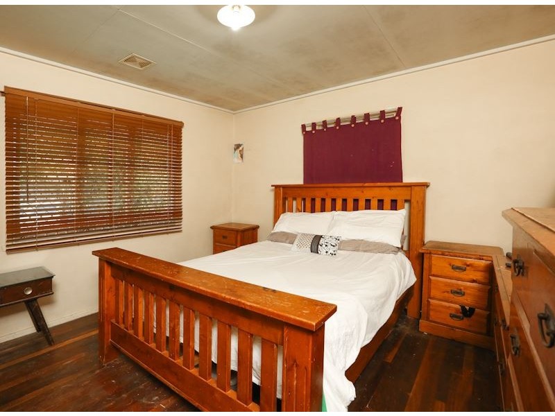 4 Toolooma Street, Logan Central QLD 4114