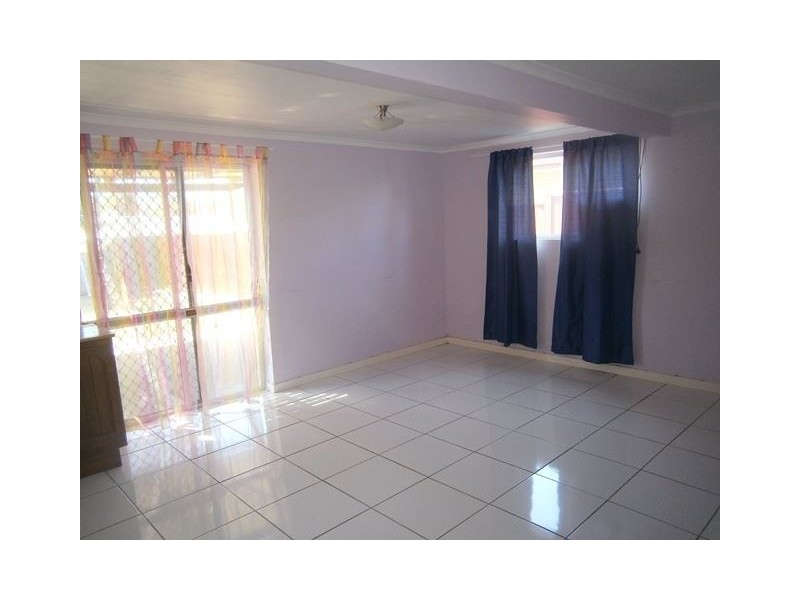 28 Meadow Cres, Beenleigh QLD 4207