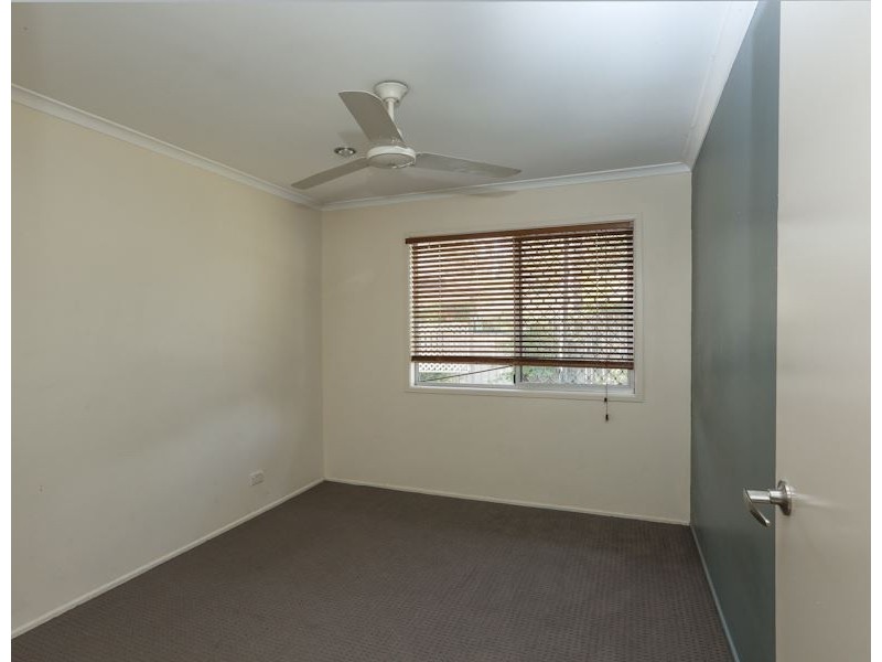 15 Olympic Ct, Eagleby QLD 4207