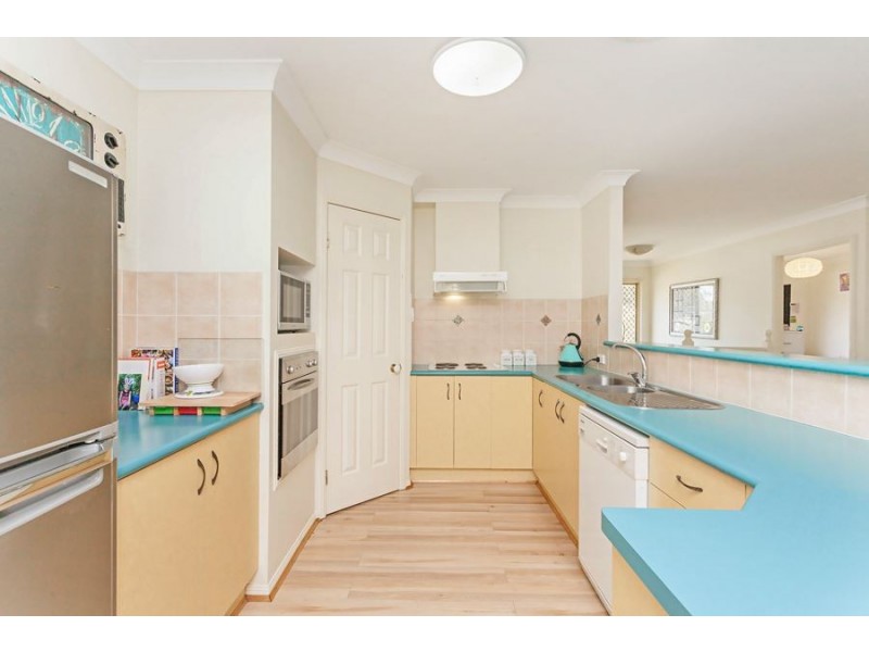 60 Loane Drive, Edens Landing QLD 4207