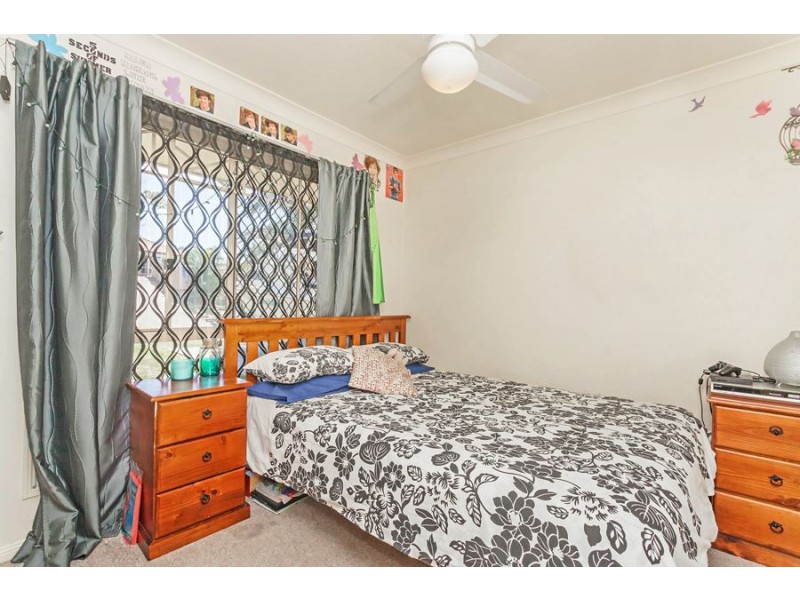 60 Loane Drive, Edens Landing QLD 4207