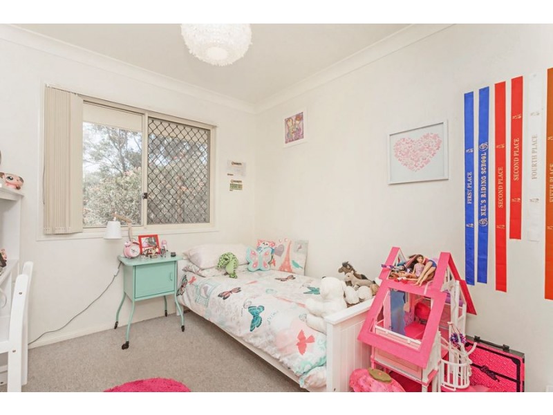 60 Loane Drive, Edens Landing QLD 4207