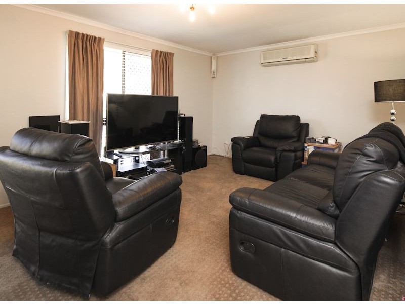 34 Avonmore Street, Edens Landing QLD 4207