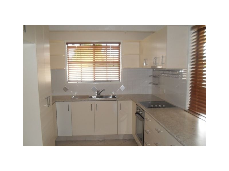 2 Eastwell Court, Mount Warren Park QLD 4207