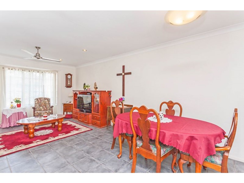 Edens Landing QLD 4207