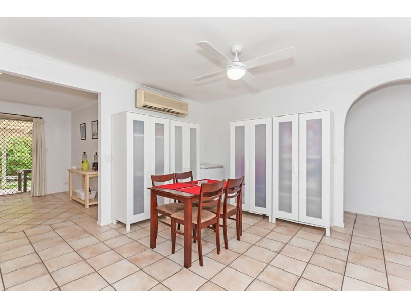 5 Natone Court, Edens Landing QLD 4207