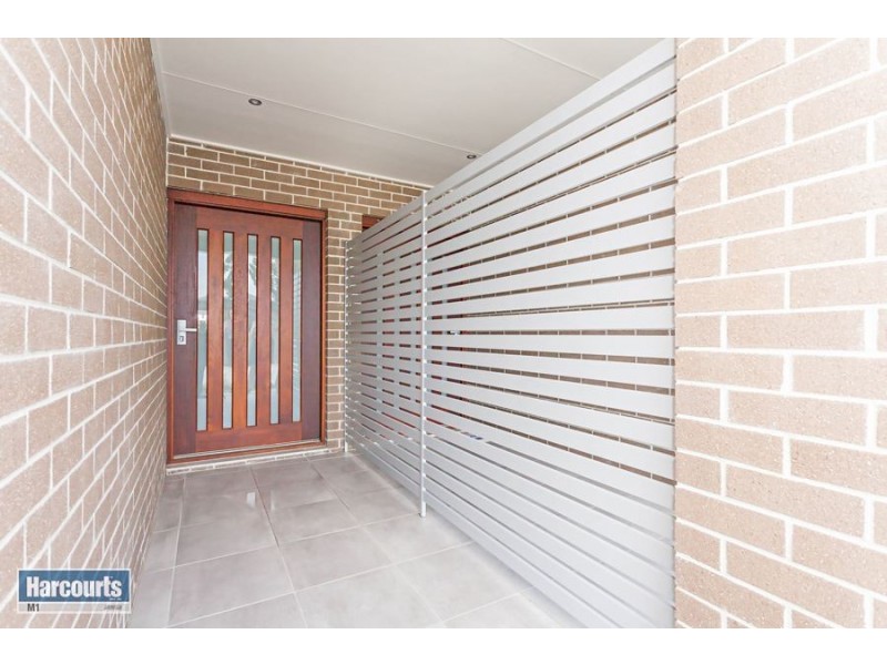 2/1 Anna Louise Terrace, Windaroo QLD 4207