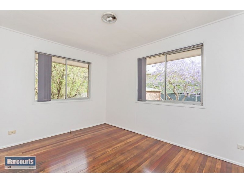 19 Tabari Place, Eagleby QLD 4207