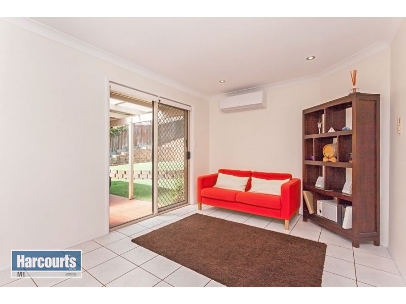 112 Pohon Drive, Tanah Merah QLD 4128