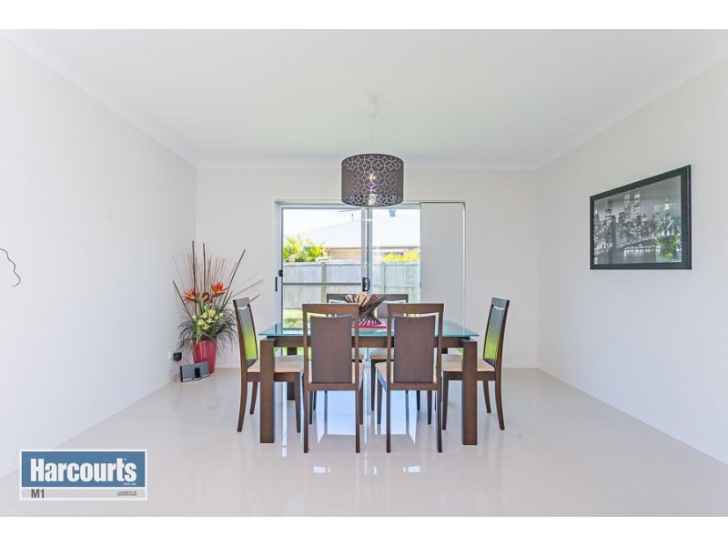 11 Conimbla Crescent, Waterford QLD 4133