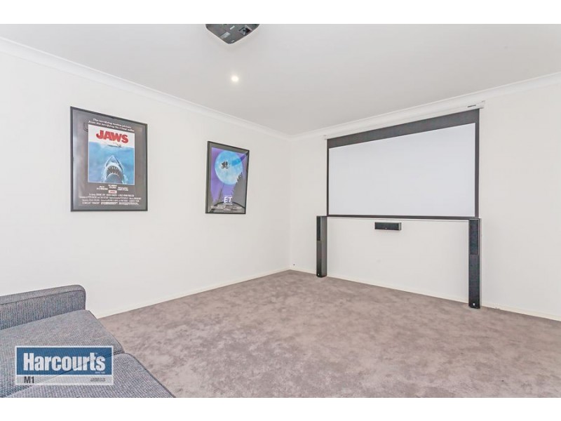 11 Conimbla Crescent, Waterford QLD 4133