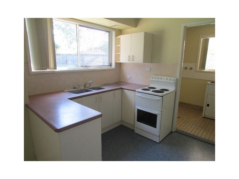18 Tabari Place, Eagleby QLD 4207