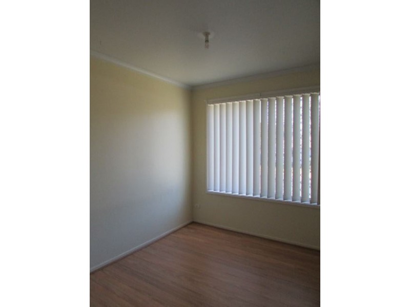 18 Tabari Place, Eagleby QLD 4207