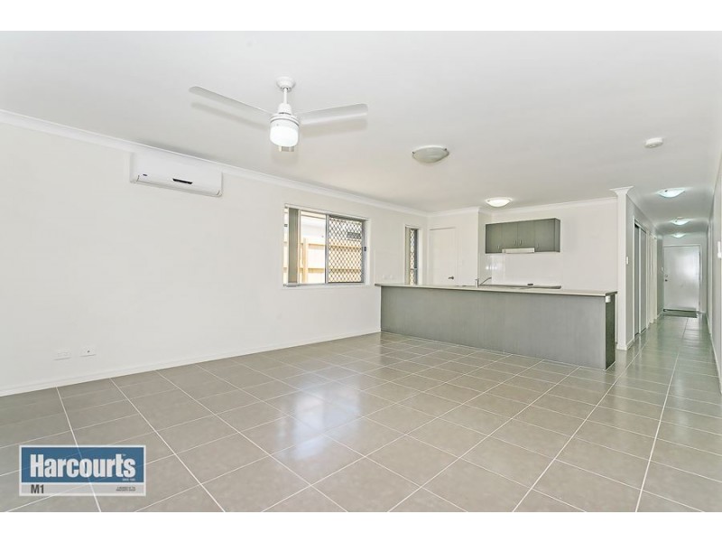 65 Burnett Drive, Holmview QLD 4207