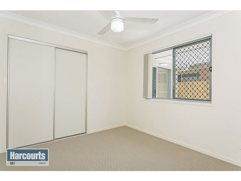 65 Burnett Drive, Holmview QLD 4207