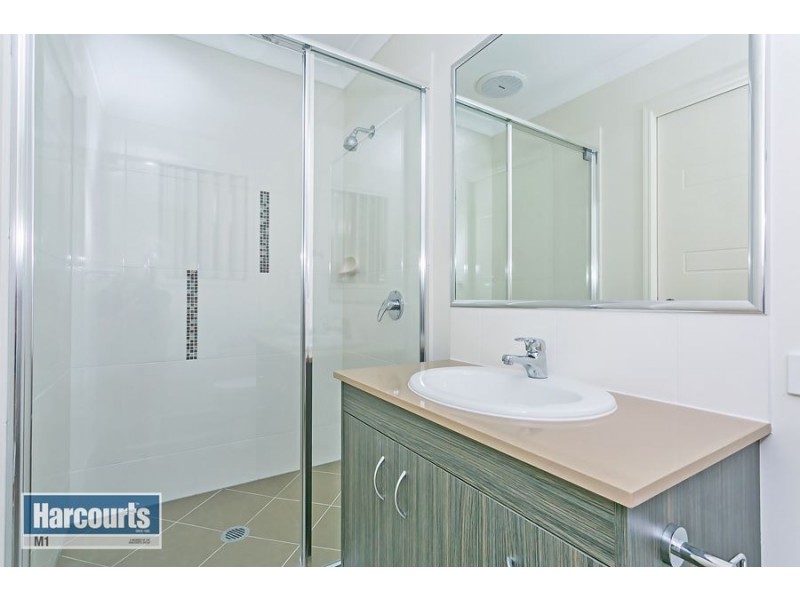 65 Burnett Drive, Holmview QLD 4207