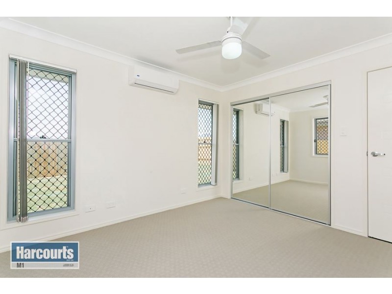 65 Burnett Drive, Holmview QLD 4207
