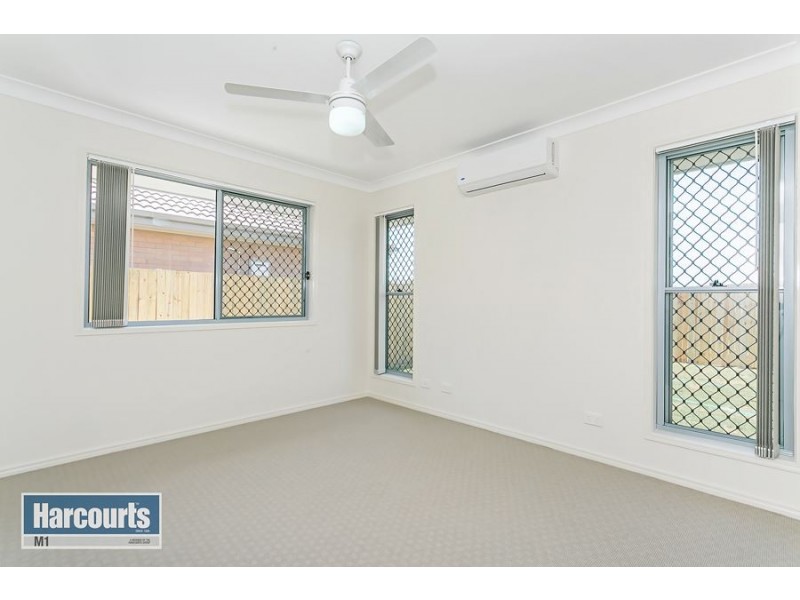 65 Burnett Drive, Holmview QLD 4207