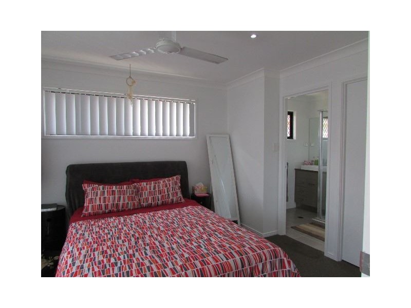 14 Barrington Circuit, Waterford QLD 4133